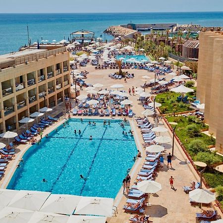 Coral Beach Hotel And Resort Бейрут Екстериор снимка