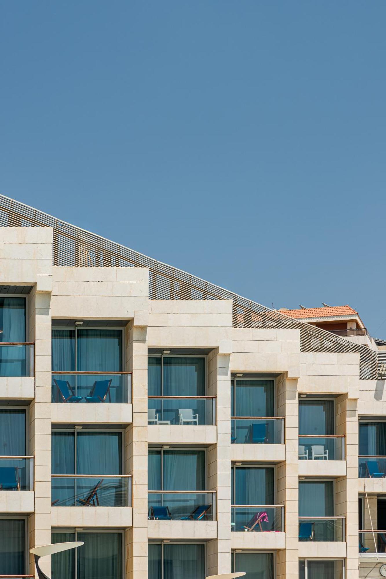 Coral Beach Hotel And Resort Бейрут Екстериор снимка